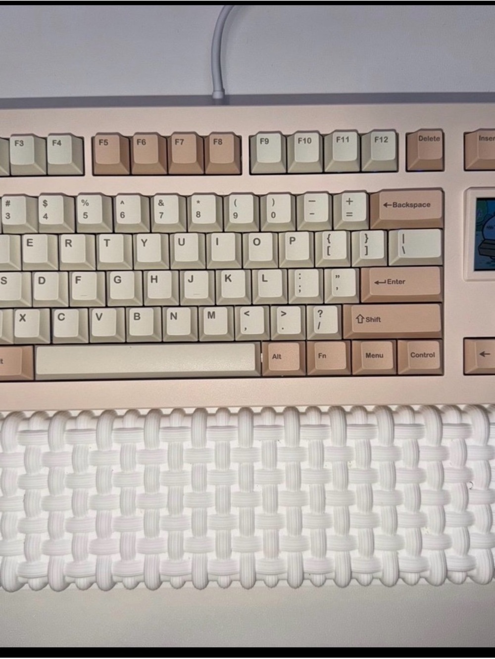 SP-Star D82 Pro White & Beige Mechanical Keyboard – Keyboard Only